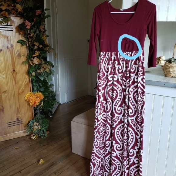 Medium PinkBlush maroon and white long dress - Picture 2 of 2